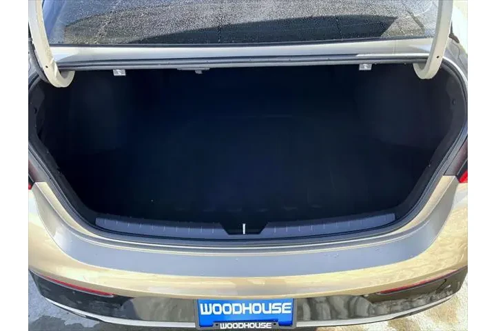 $19495 : Kia K5 2022 LXS 4dr Sedan image 9