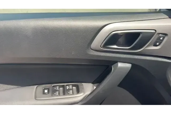 $30299 : Ford Ranger 2023 4x4 XLT 4dr image 10