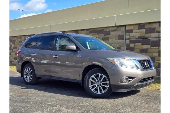 $7600 : Nissan Pathfinder 2013 4x4 S image 3