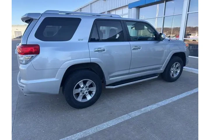 $15999 : Toyota 4Runner 2011 4x4 SR5 image 2