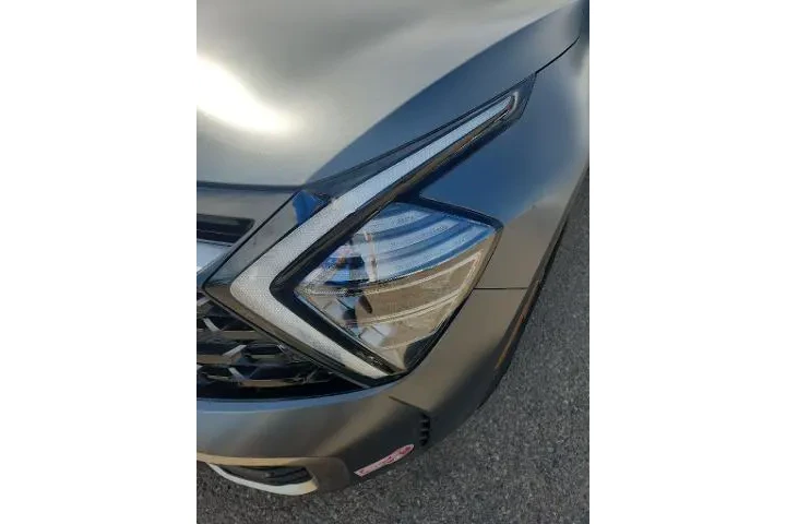 $29991 : Kia Sportage Plug-In Hybrid image 6