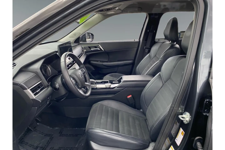 $33869 : Mitsubishi Outlander 2025 AW image 9