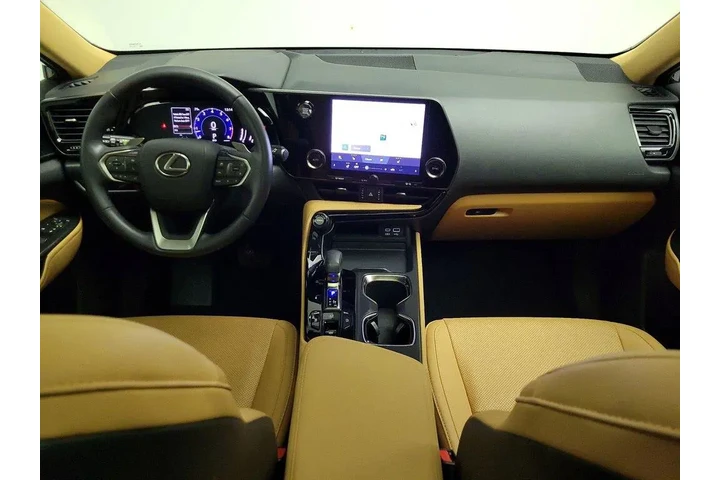 $37998 : Lexus NX 250 2024 4dr Crosso image 9