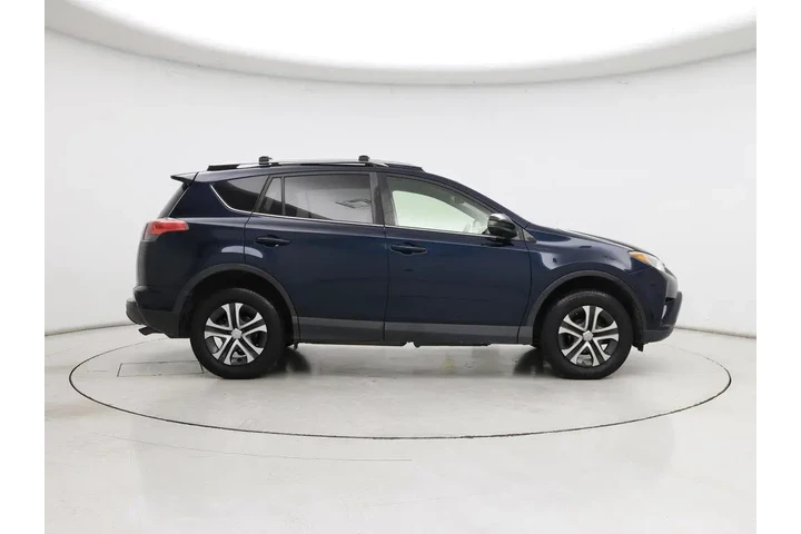 $17998 : Toyota RAV4 2018 LE 4dr SUV image 7
