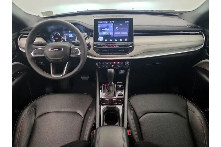 $24998 : Jeep Compass 2025 4x4 Limite image 9