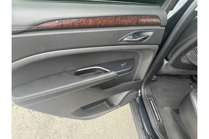 $7897 : 2013 SRX Premium Collection image 5