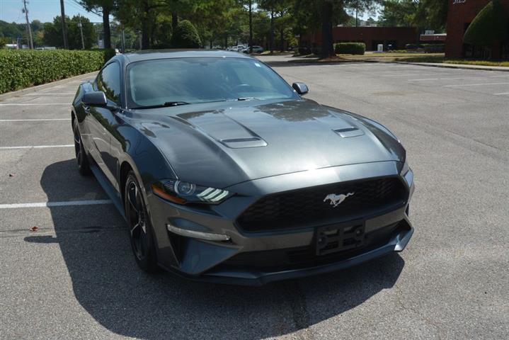 2018 Mustang EcoBoost image 4