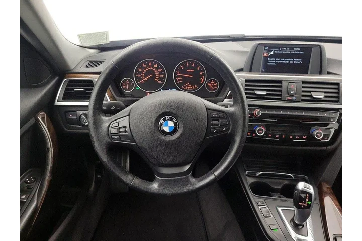 $13998 : BMW 3 Series 2016 320i 4dr S image 10