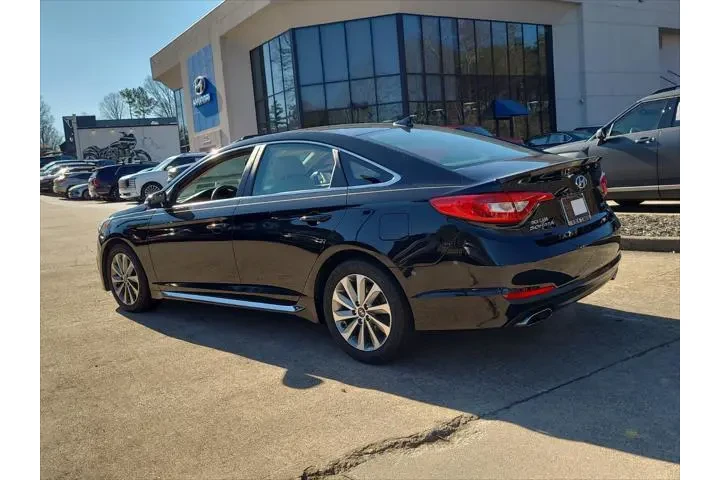 $9303 : Hyundai SONATA 2016 Sport 4d image 8