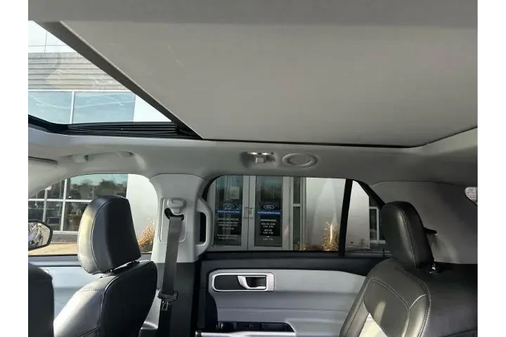 $32995 : Ford Explorer 2022 AWD XLT 4 image 10