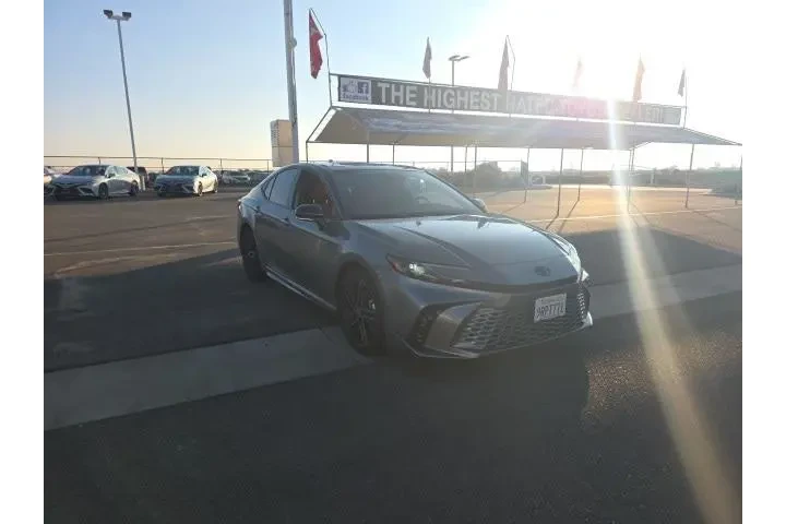 $34900 : Toyota Camry 2025 AWD SE 4dr image 1