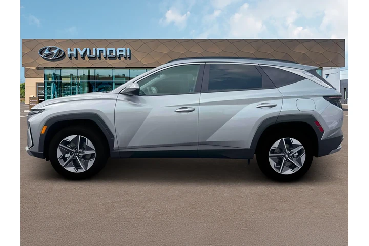 $31667 : Hyundai TUCSON Hybrid 2025 A image 3