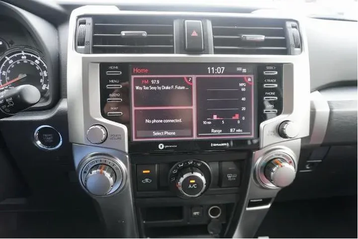 $36988 : Toyota 4Runner 2024 4x4 SR5 image 8