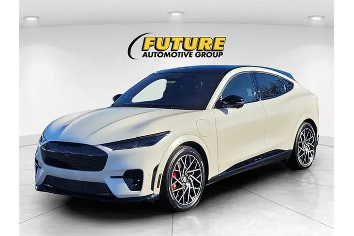 $33788 : Ford Mustang Mach-E 2023 AWD image 5