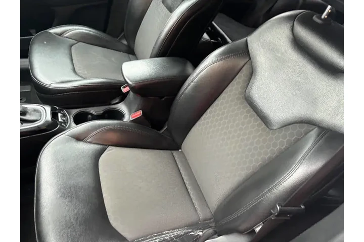 $16500 : 2018 Compass Altitude image 9