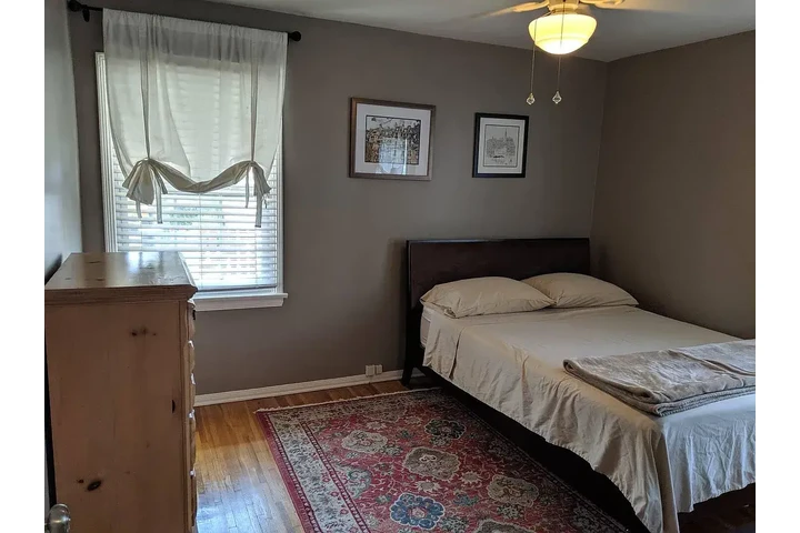 $1200 : Van Nuys Renta image 4