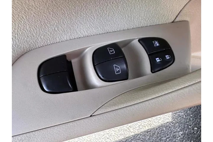 $10999 : Nissan Altima 2015 2.5 SV 4d image 8