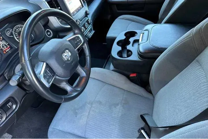 $39888 : Ram 2500 2024 4x4 Big Horn 4 image 4