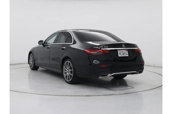 $38998 : Mercedes-Benz E-Class 2022 E image 2