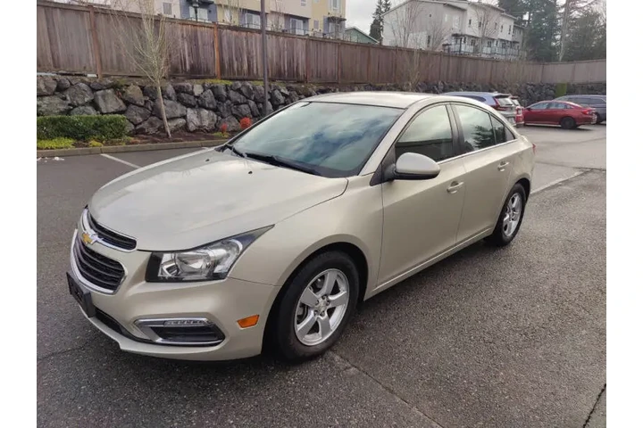 $5900 : 2015 Cruze 1LT Auto image 3