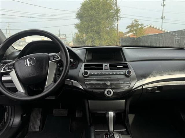 $8982 : 2011 Accord LX image 5