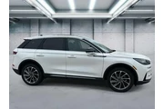 $31455 : Lincoln Corsair 2023 AWD Sta thumbnail