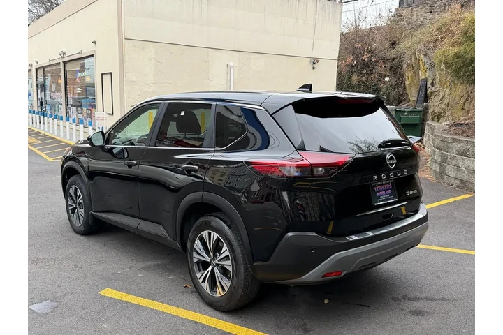 $15995 : 2022 Rogue SV image 8