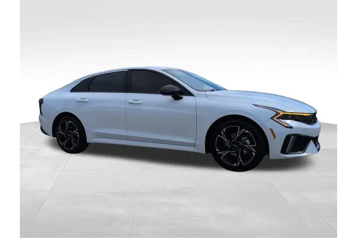 $27000 : Kia K5 2025 GT-Line 4dr Seda image 1