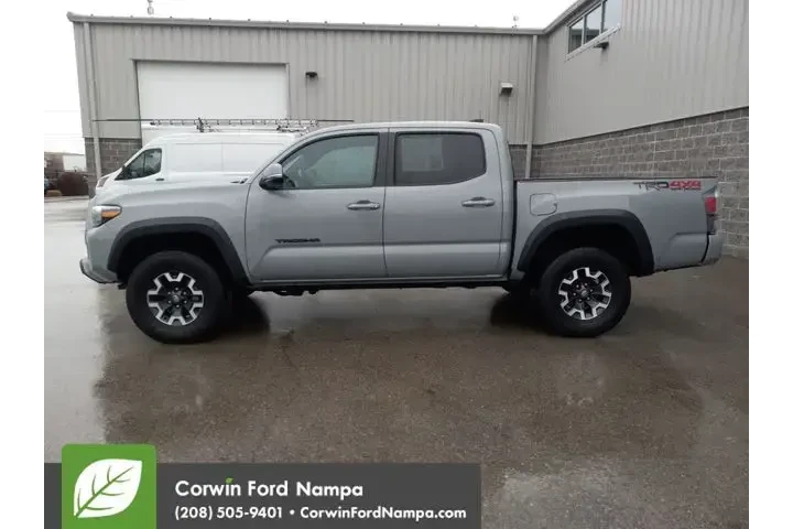 $37979 : Toyota Tacoma 2021 4x4 TRD O image 6