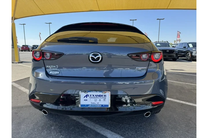 $23999 : Mazda Mazda3 Hatchback 2024 image 6