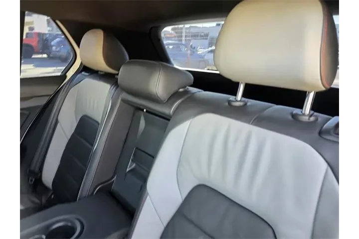 $26991 : Volkswagen Golf GTI 2022 SE image 10