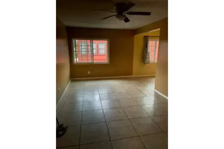 $2200 : LYNWOOD RENTO APTO. image 4