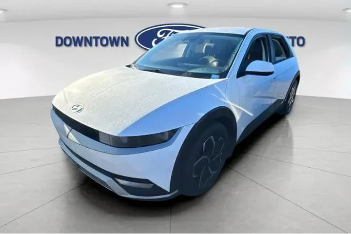 $20850 : Hyundai IONIQ 5 2023 SEL 4dr image 2