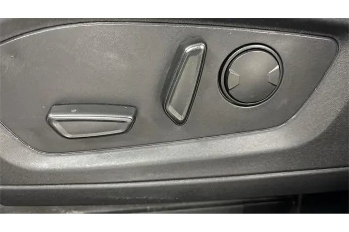 $21900 : Ford Explorer 2020 AWD XLT 4 image 4