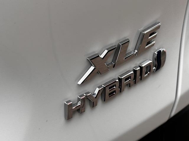 $37399 : 2024 RAV4 Hybrid XLE image 10