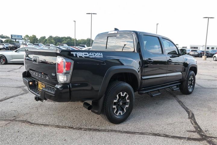 $40988 : 2023 Tacoma 4WD TRD Off Road image 4