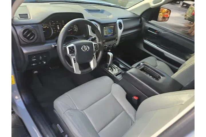 $37995 : Toyota Tundra 2020 4x2 SR5 4 image 7