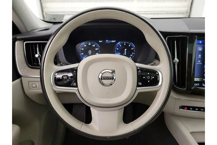 $23998 : Volvo XC60 2018 AWD T5 Inscr image 10