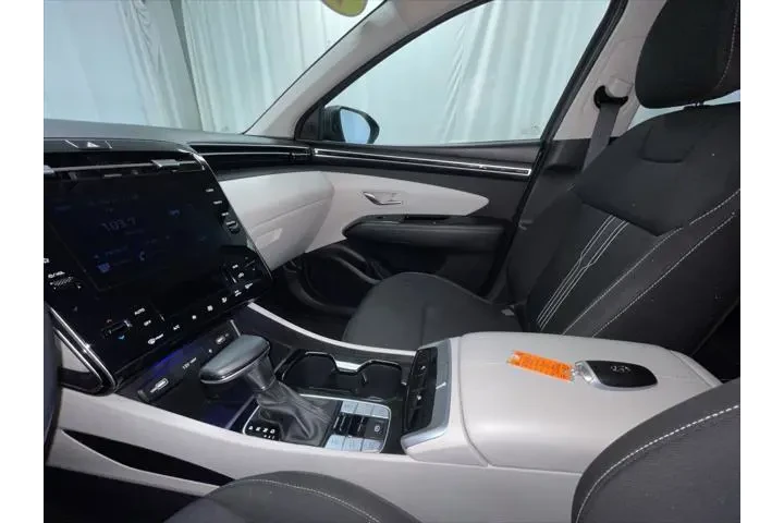 $18995 : Hyundai TUCSON 2022 AWD SEL image 4