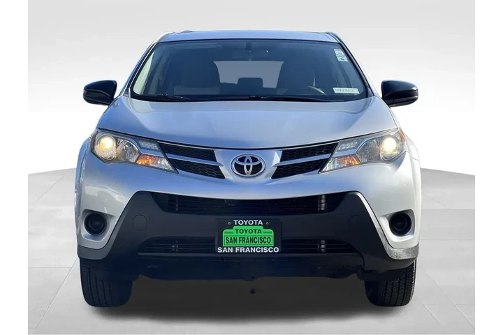 $14788 : 2015 RAV4 LE image 7