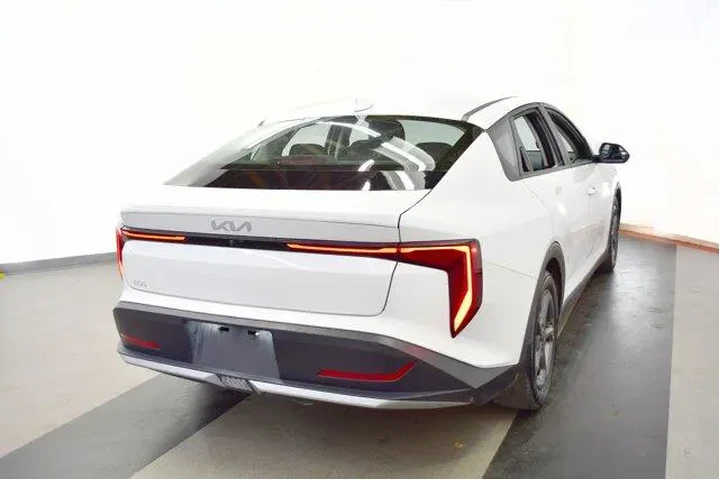 $20994 : Kia K4 2025 LXS 4dr Sedan image 7