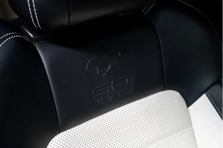 $38995 : Ford Mustang 2015 GT 50 Year image 6