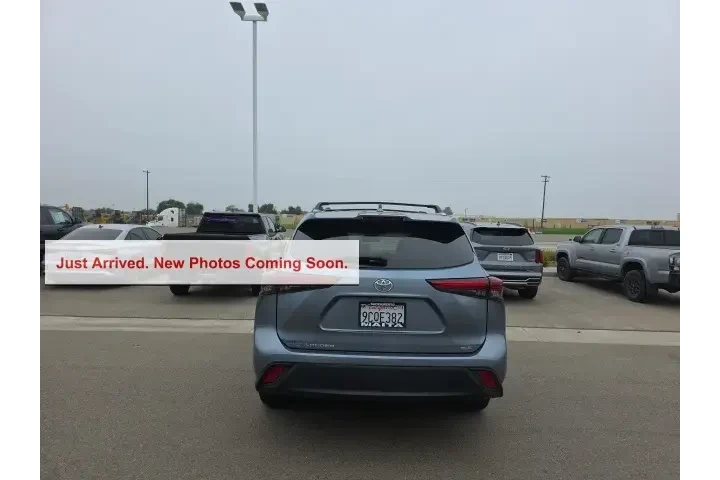 $32800 : Toyota Highlander 2023 L 4dr image 5