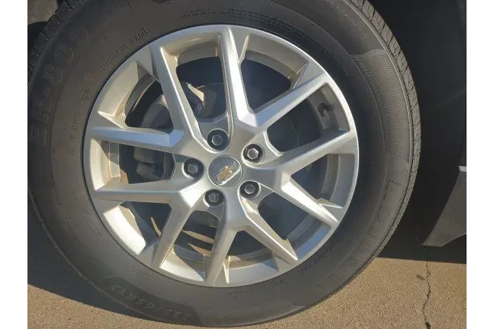 $17987 : Chevrolet Equinox 2022 LT 4d image 7