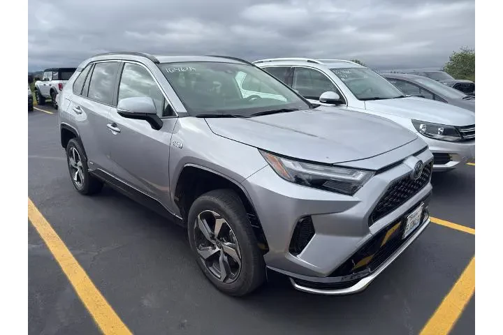 $38000 : Toyota RAV4 Prime 2023 AWD S image 2