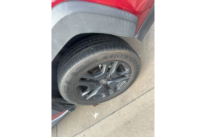 $32125 : Toyota RAV4 2023 AWD Adventu image 6