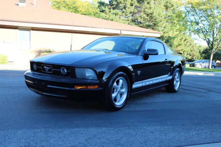 $16775 : 2009  Mustang V6 Premium image 3