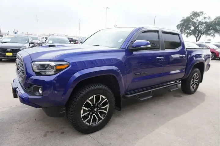 $39988 : Toyota Tacoma 2023 4x4 TRD S image 3