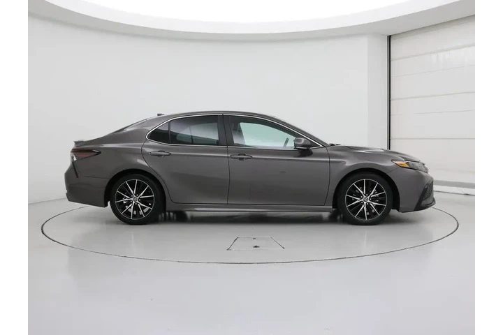 $28998 : Toyota Camry Hybrid 2023 SE image 7