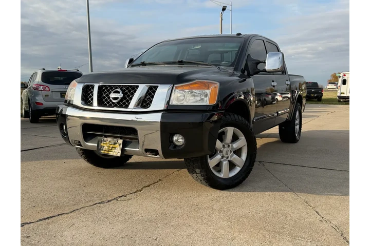 $8999 : 2010 Titan PRO-4X Crew Cab 4W image 5